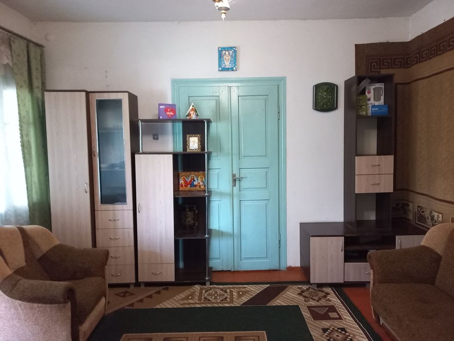 Великий будинок в смт. Соснове