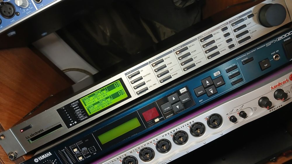 T.C. Elektronic M3000, ревербератор, процесор ефектів.