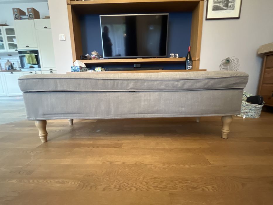 Pufa IKEA z pojemnikiem