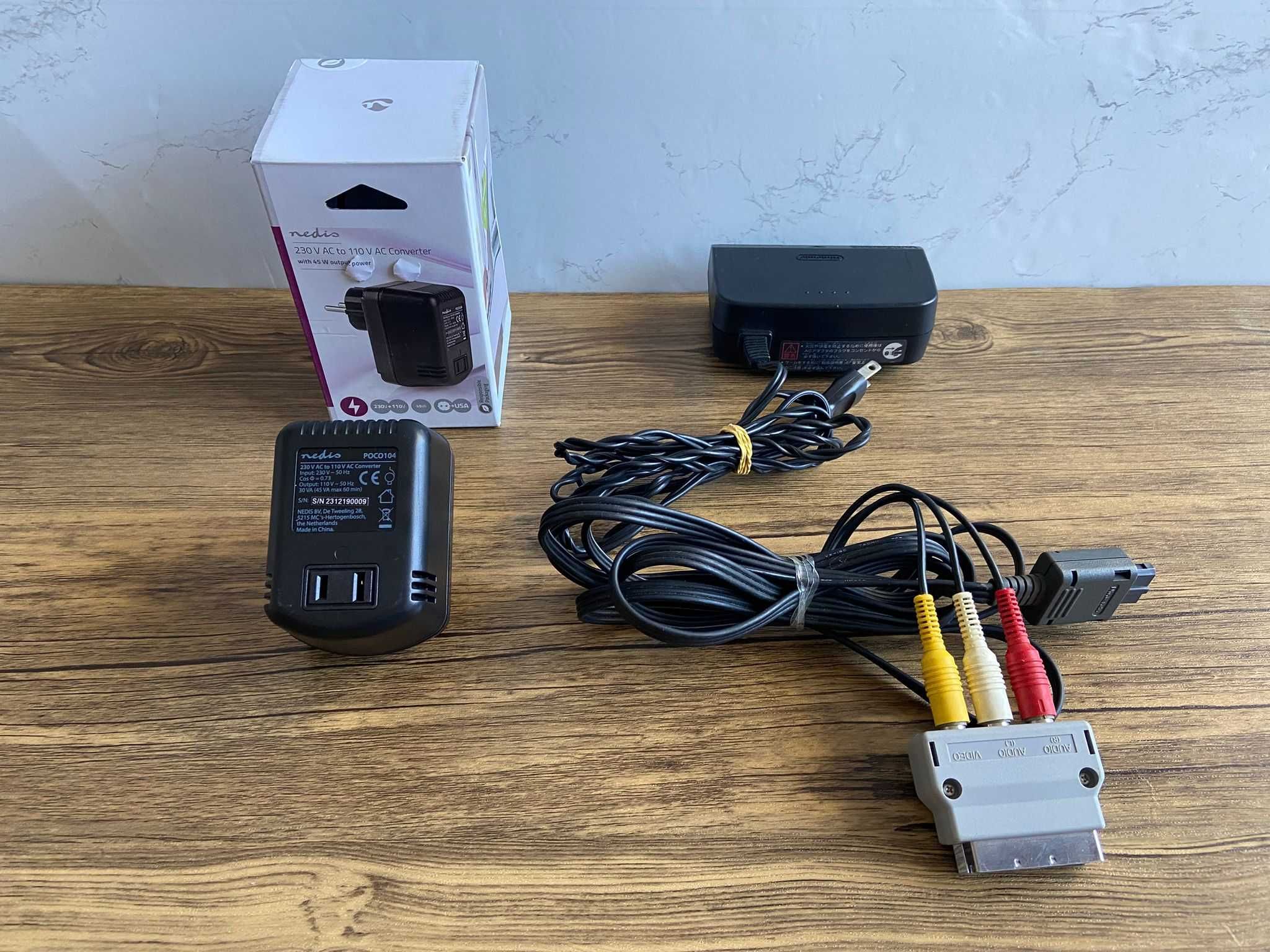 Consola JPN Nintendo 64 + 17 jogos + 3 comandos