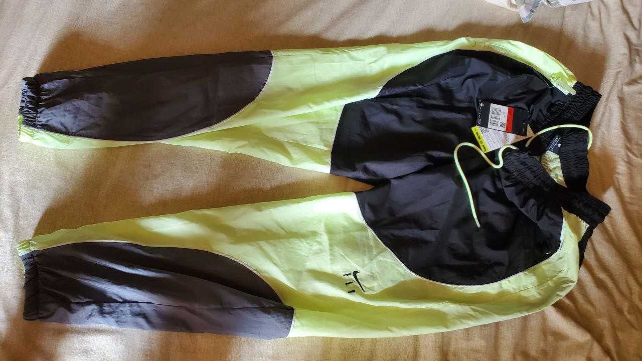 Штаны спортивные Nike Swoosh Fly Pants
