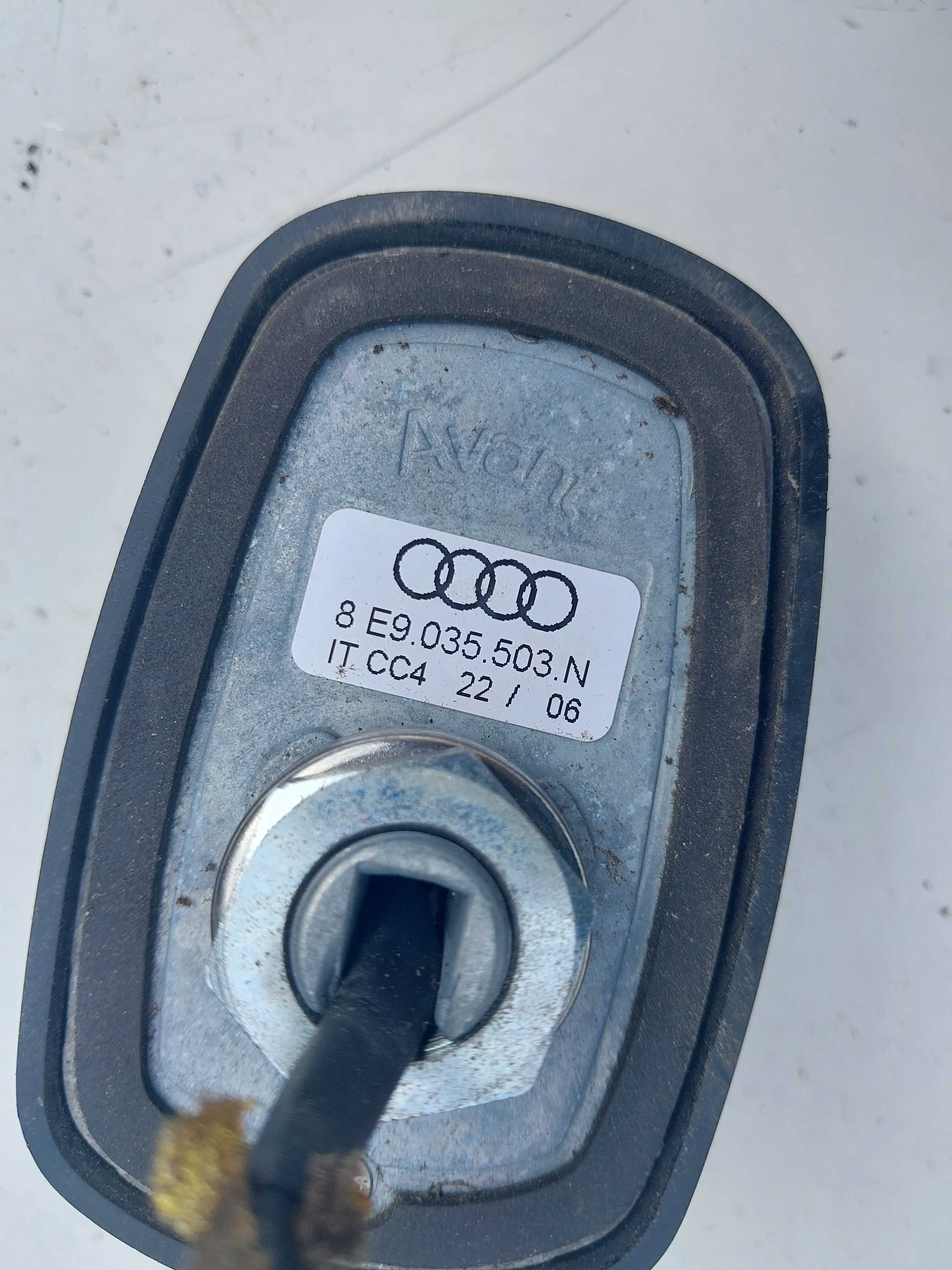 Antena Dachowa GPS Audi A4 b6 b7 Czarna 8E9,035,503N WYSYŁKA