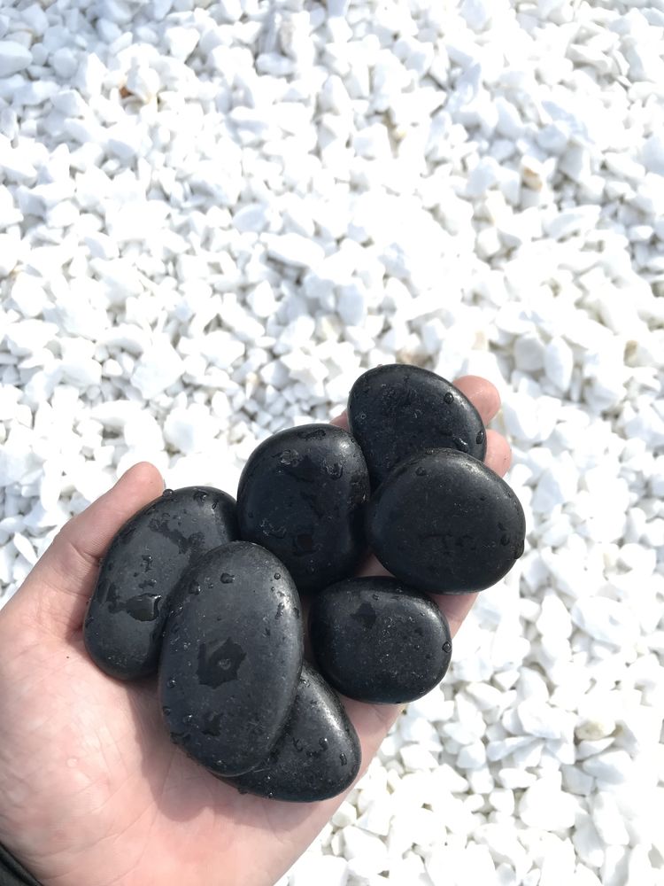 Czarny Otoczak Polerowany Kamień Błyszczący Żwir do Masażu Akwarium