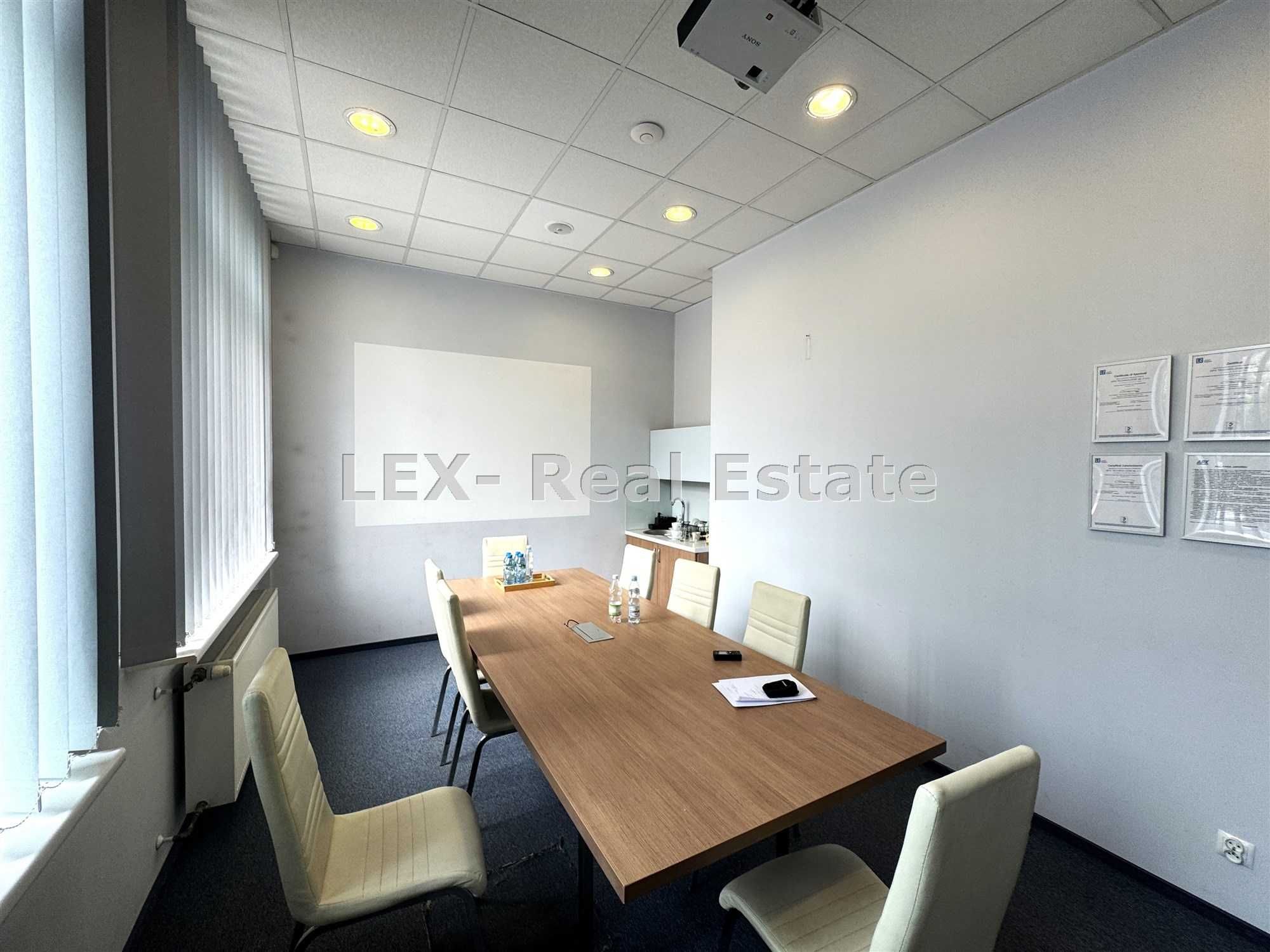 Do wynajęcia lokal biurowy o powierzchni 42 m2 w Opacz - Kolonia.