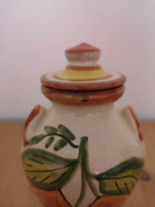 Pote de barro vidrado