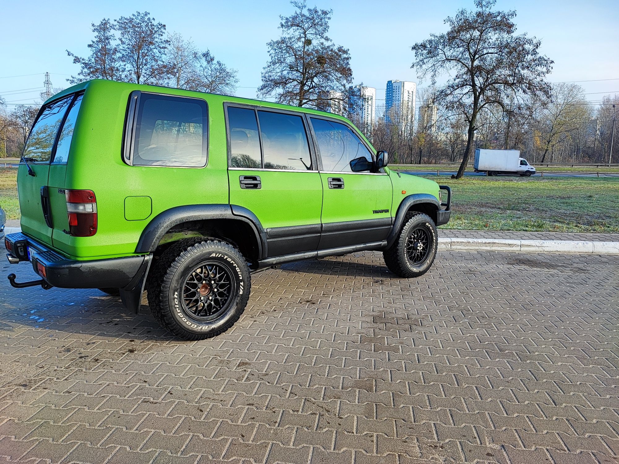 Позашляховик - isuzu trooper 1998 р.