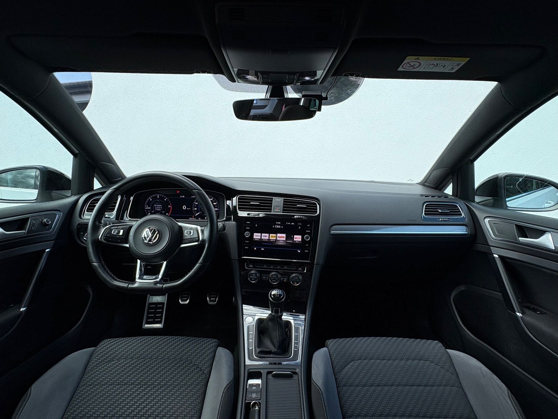 Volkswagen Golf VII 1.6 TDI , R-Line , Virtual Cockpit , Bezwypadkowy , Salon Polska