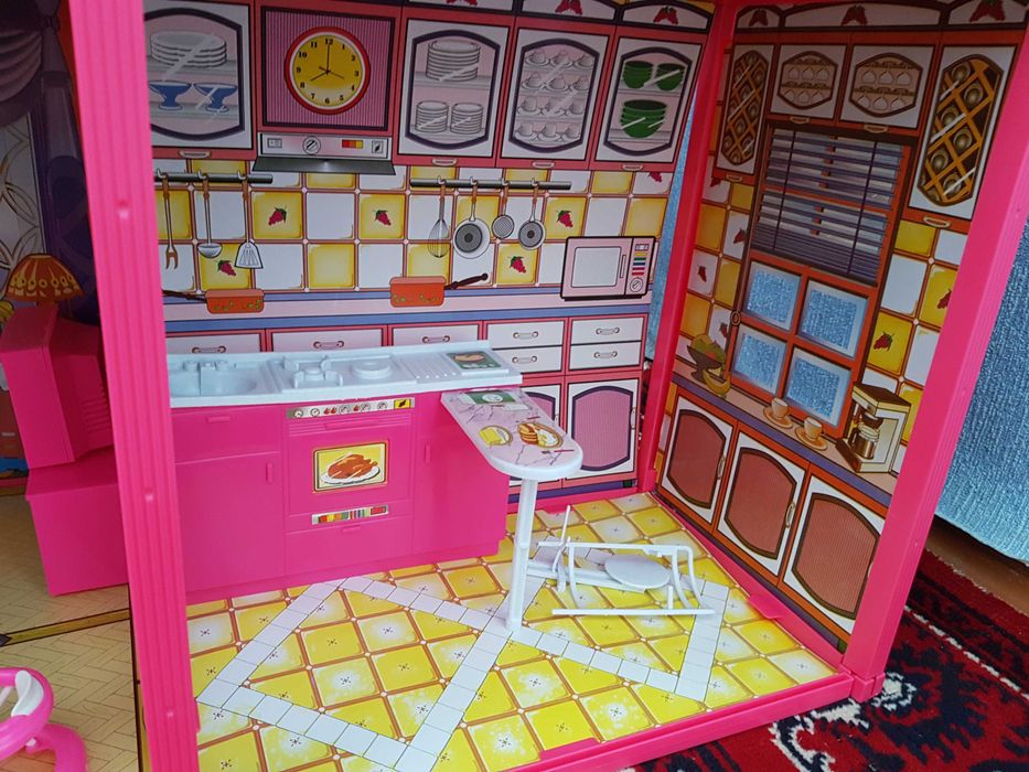 Ляльковий будинок Мілана