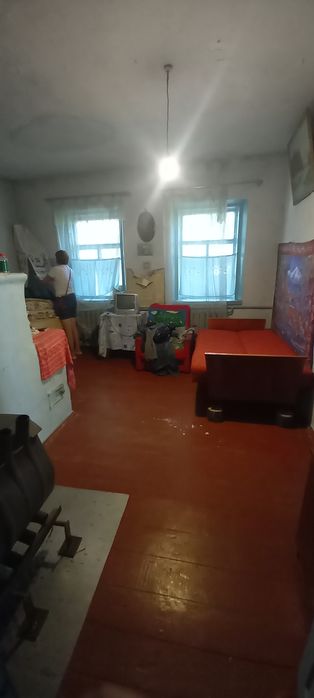 Будинок с.В.Крупіль з земельною ділянкою