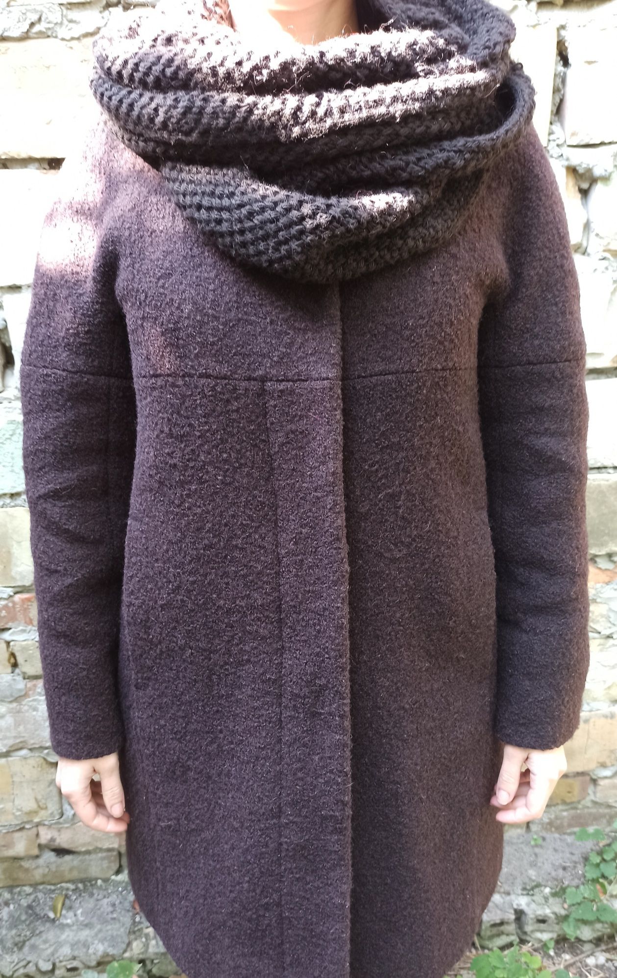 Жіноче пальто, тепле, зручне, в подарунок шарф-хомут, зима-осінь