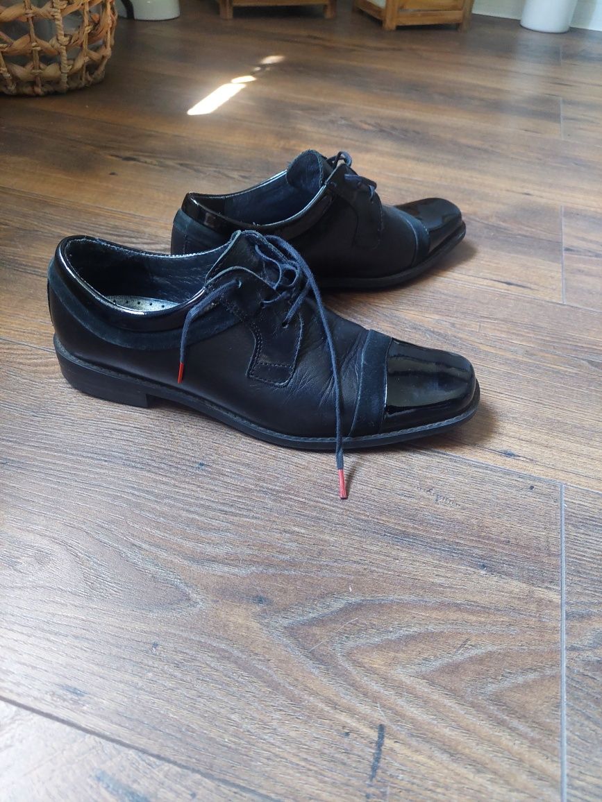 Buty chłopięce komunijne firma Bartek eleganckie 36