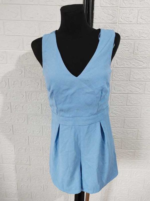 Kombinezon rozmiar m cena 20 zł