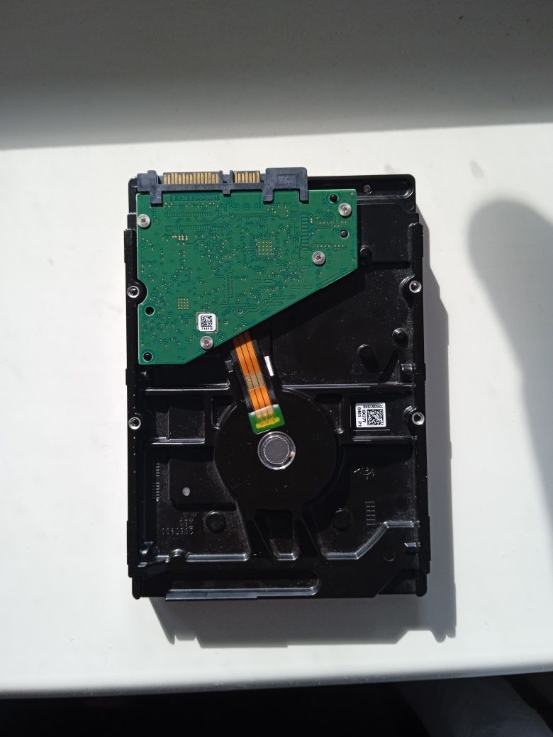 жёсткий диск 4ТБ Seagate рабочий