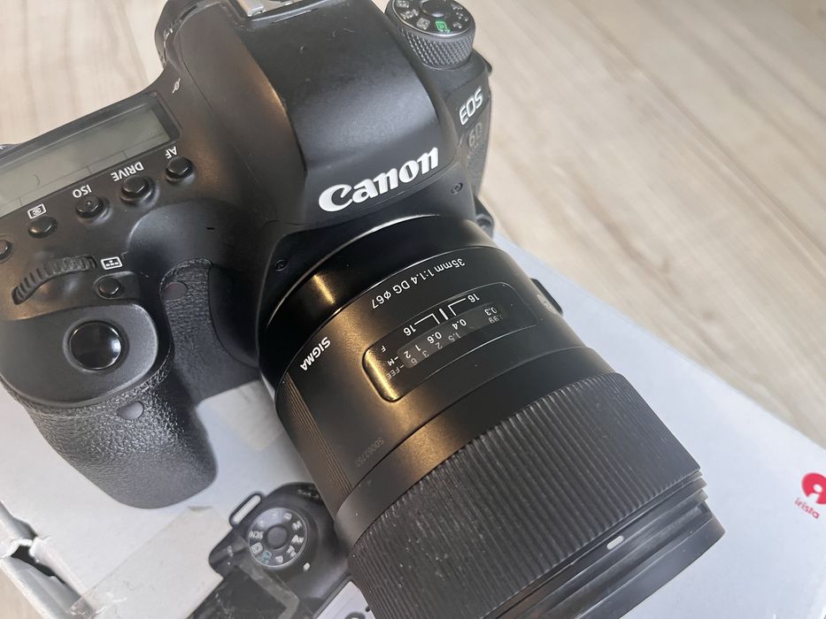 Aparat Canon 6D mark II 44000 zdjęć i obiektyw Sigma 35mm 1.4 DG
