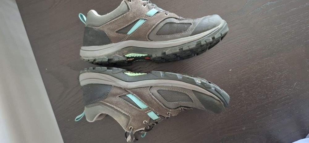 Buty turystyczne damskie niskie Quechua MH100 wodoodporne