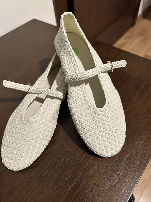 Baleriny z paskiem. Rozmiar 37,5