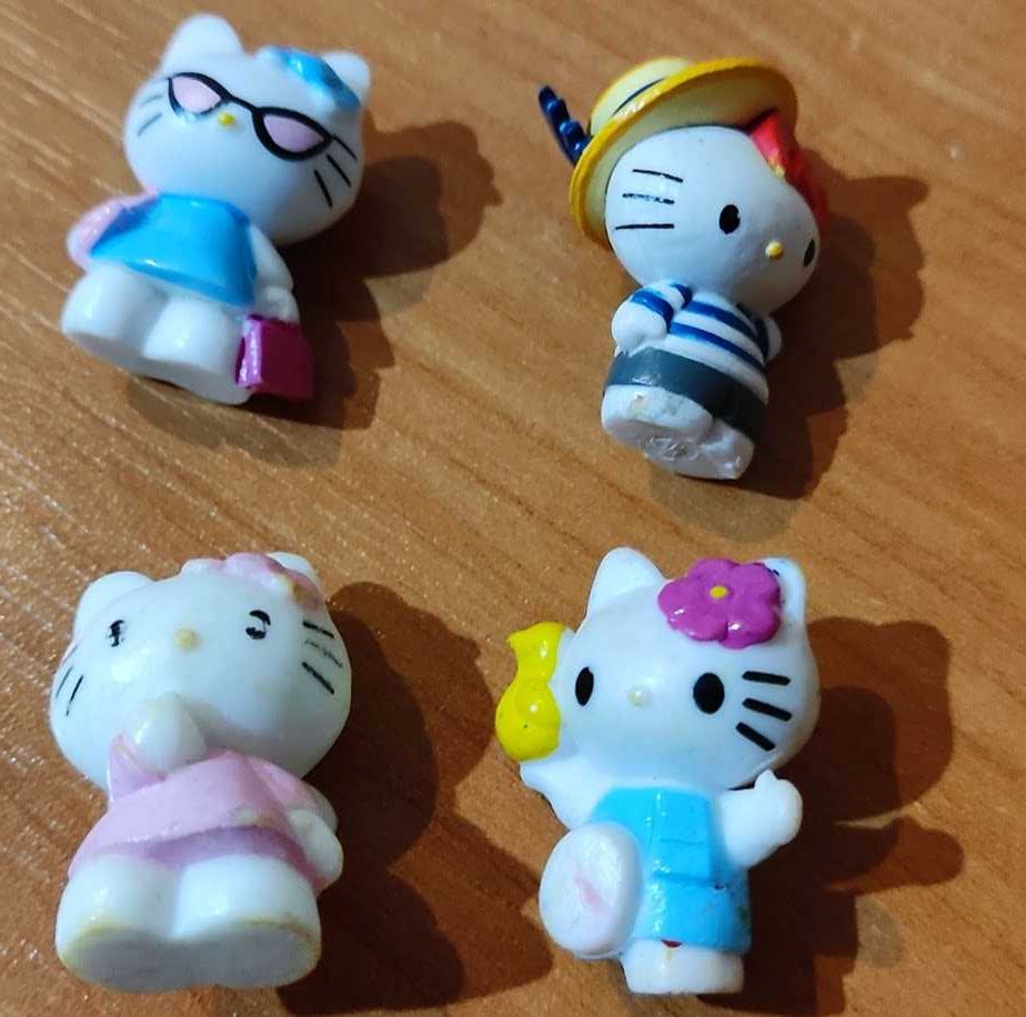 4 figurki Hello Kitty
