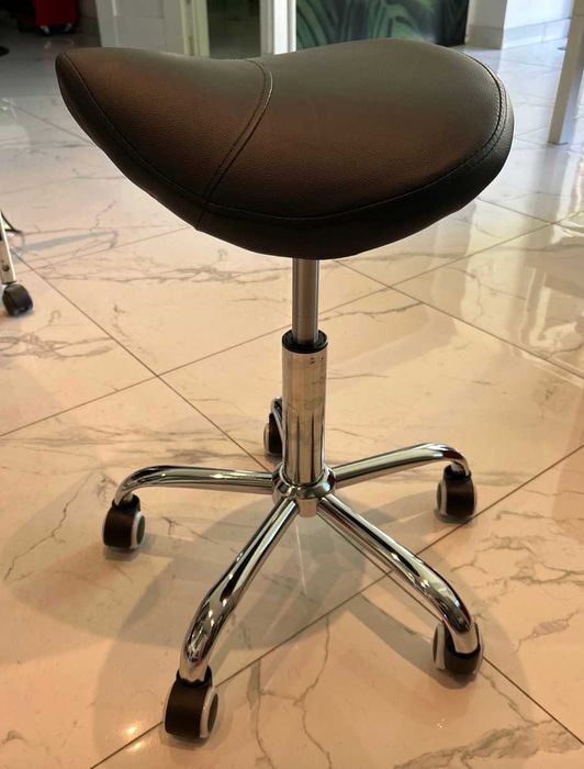 Mocny Stołek Krzesło Taboret Obrotowy Na Kółkach Kosmetyczny Fryzjer