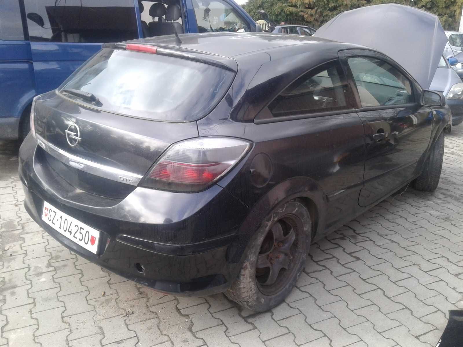 Opel Astra H GTC 3D Coupe 1.3 CDTi 2006r Klapa Zderzak Lampy Pas Belka