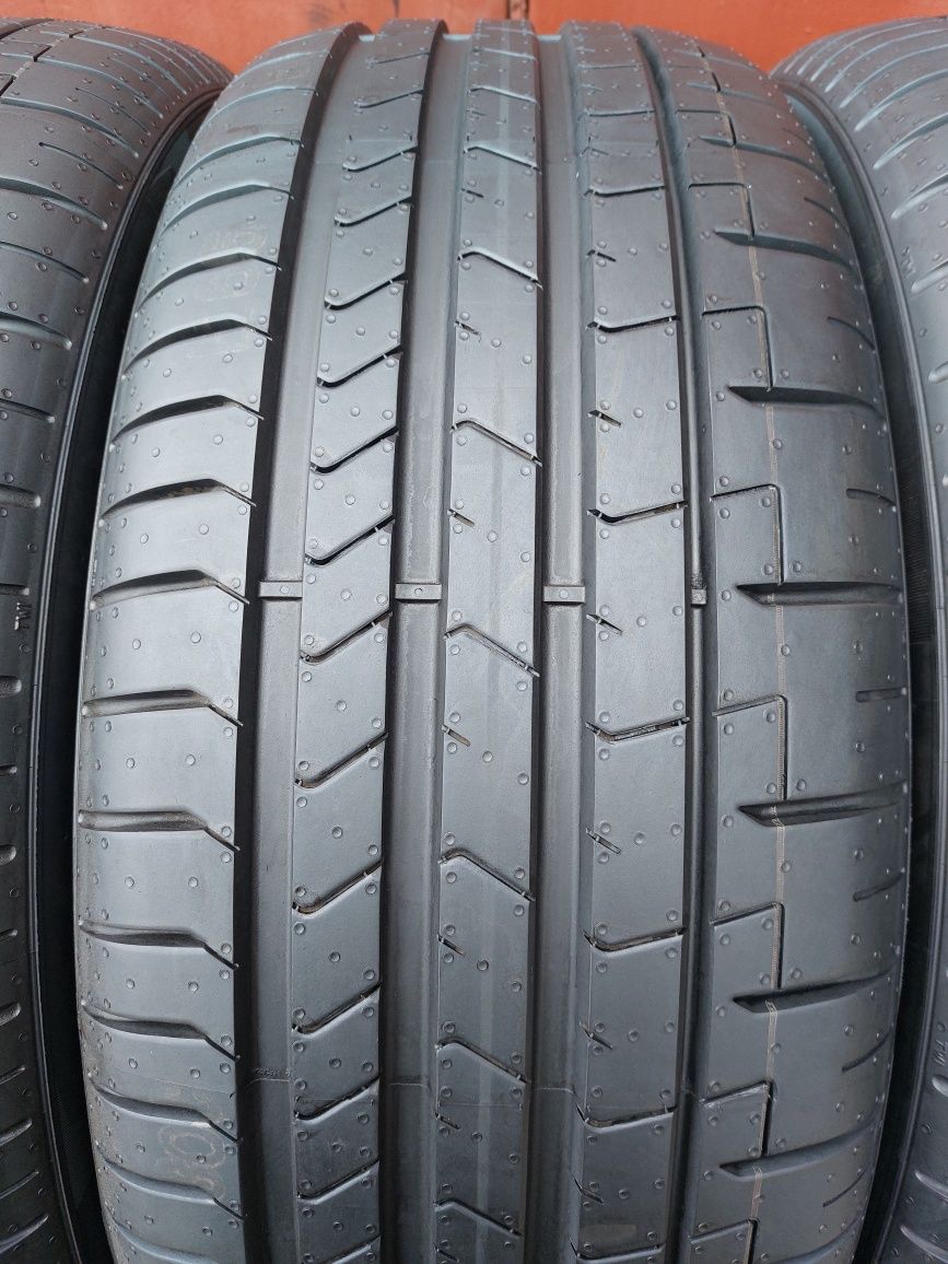 235/45/20 R20 Pirelli PZERO PZ4 MO ELECT 4шт ціна за 1шт літо шини нов