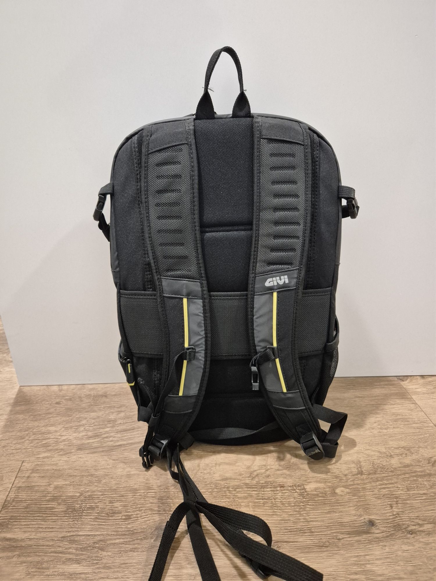 Mochila Givi 15L