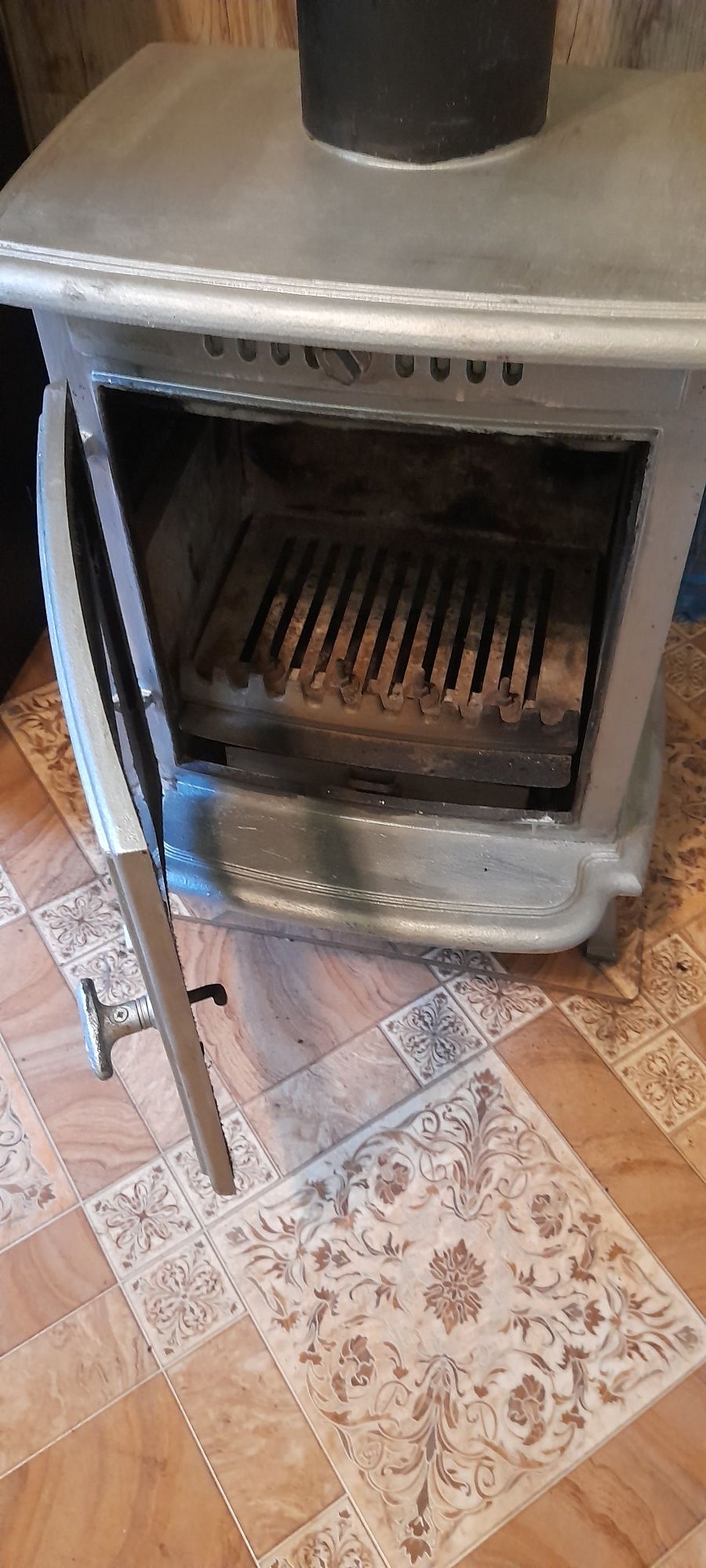 Pięć żeliwny kominkowy