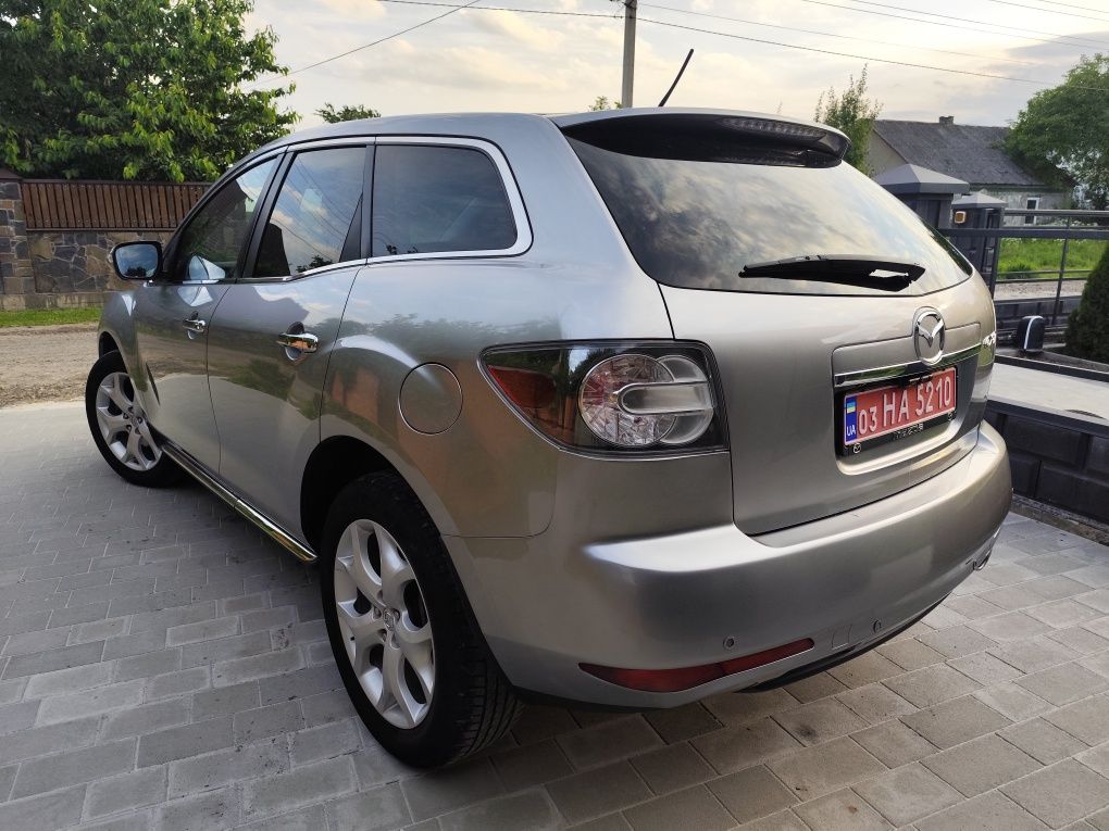 Mazda CX-7 2010.