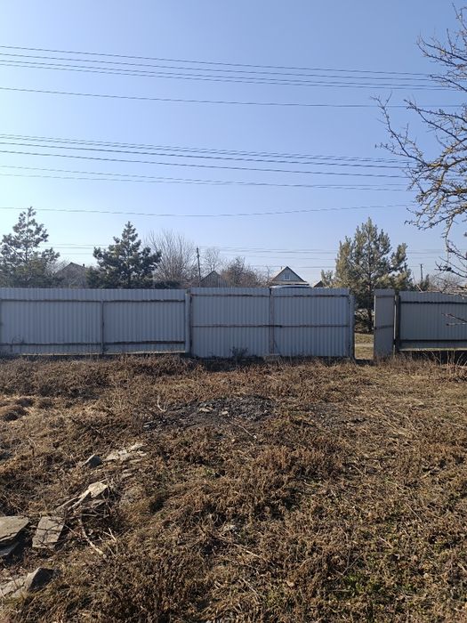 Продається будинок з великою земельною ділянкою чудовій локації