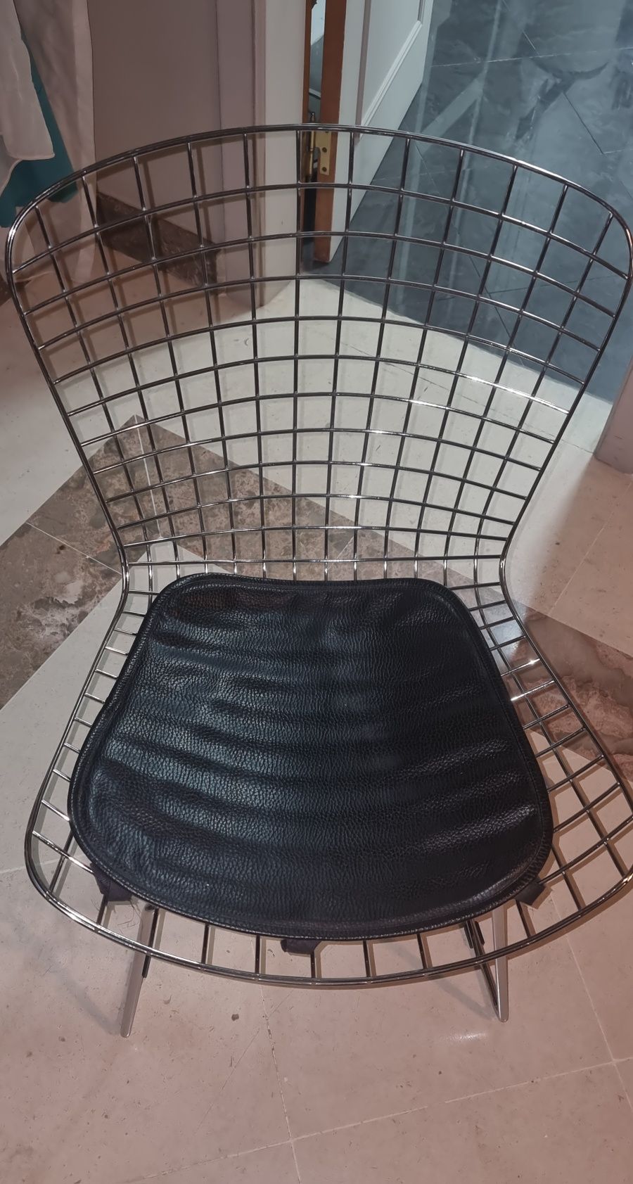 Conjunto 6 Cadeiras Design Bertoia Wire Style Cromadas com Almofadas