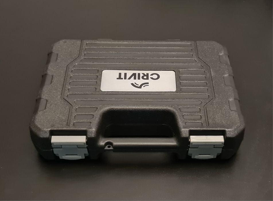 Caixa com kit ferramentas reparação/manutenção de bicicletas