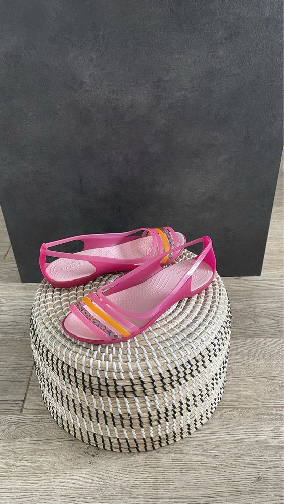 Crocs sandały Isabella Huarache Flat Petal Pink/Coral W10 41/42
