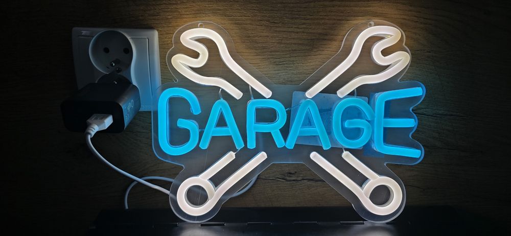 Neon Garage/ pomysł na prezent/ dla fanów motoryzacji