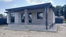 Одноповерховий будинок в Бучі