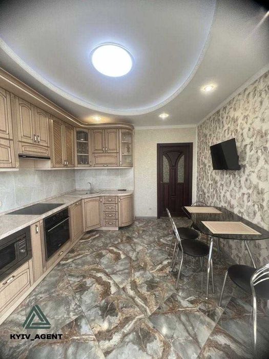 Повноцінна 2-кімнатна 84 м2 ЖК на вул. Ревуцького 9 Закритий двір