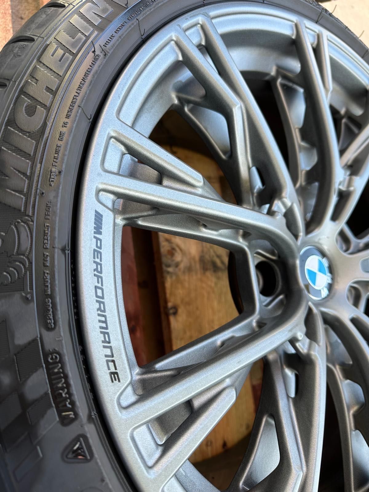 Jantes BMW M2 Edição Limitada 1/111M com pneus