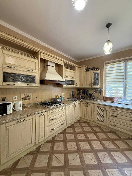 Оренда будинку у с. Басівка, вул. Озерна