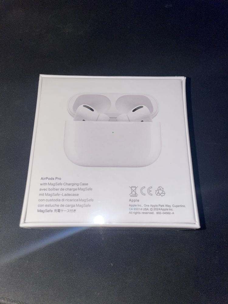 Airpods Pro magsafe