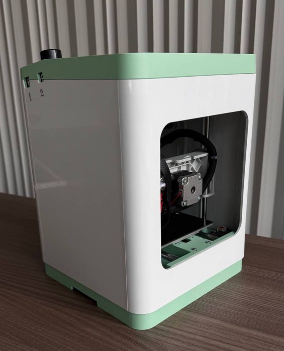 3D-принтер Entina Tina2S.