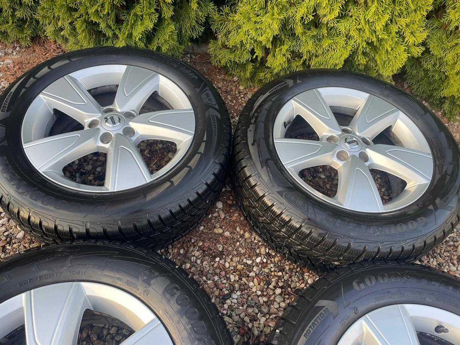 Felgi 17 Cali Volvo Oryginalne XC40 XC60 V60 7,5J 5x108 ET50,5