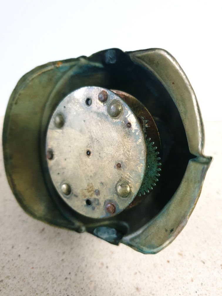 Para restauro: antiga campainha de mesa capacete Militar