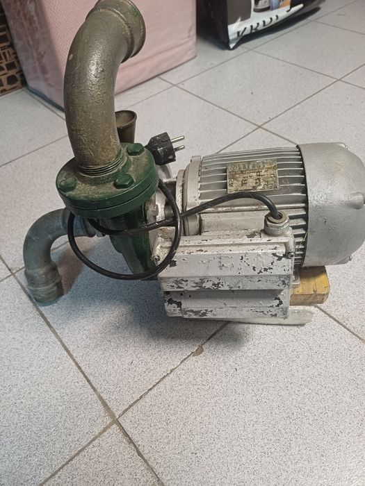 Bomba eléctrica 1.5 cv