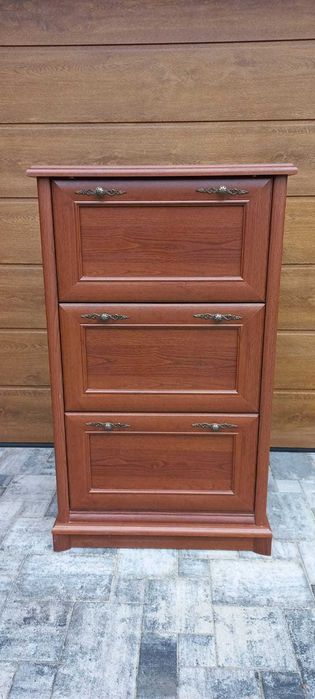 Szafka na buty - elegancka, stylowa