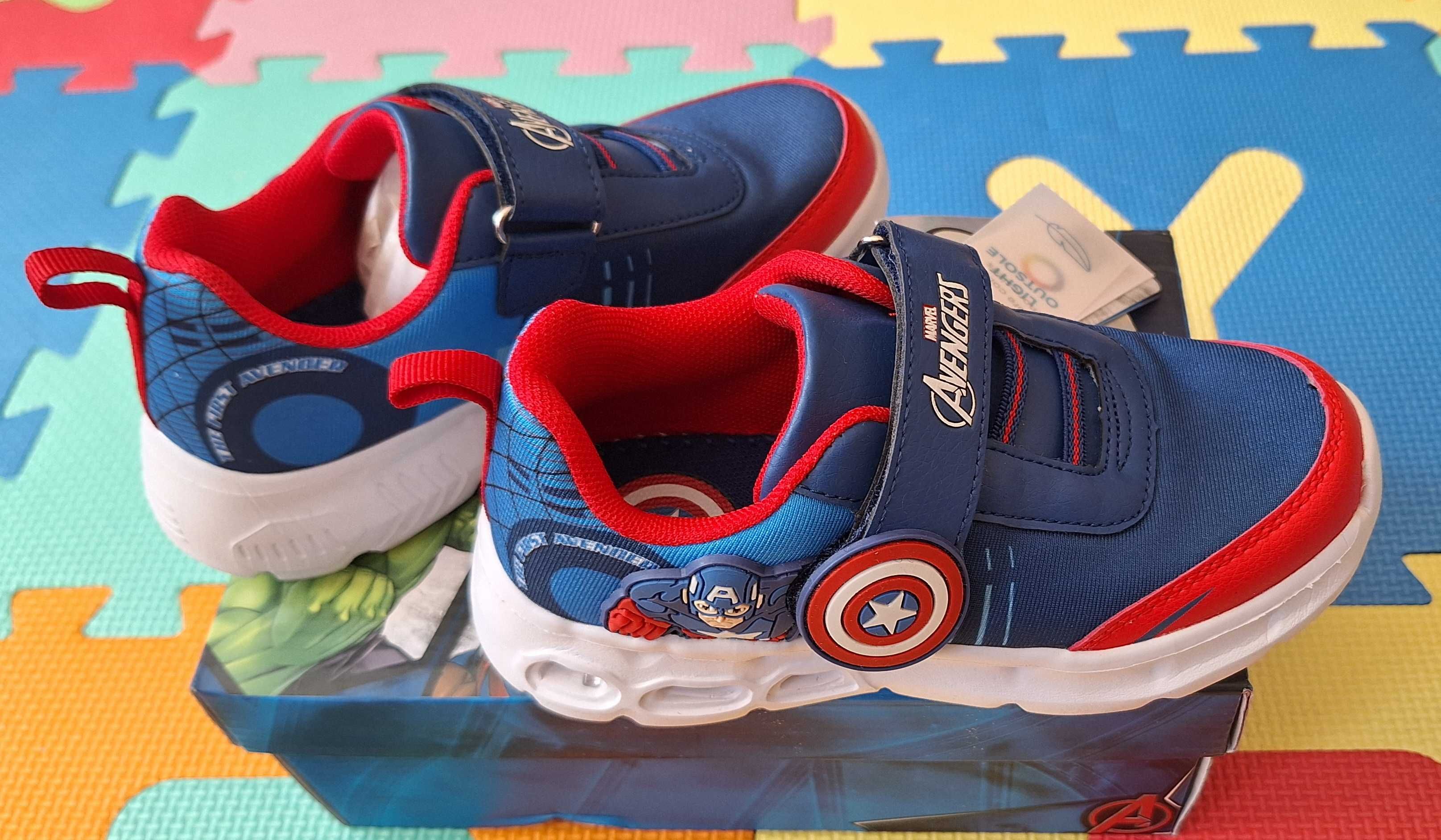 Chłopięce sneakersy Marvel Avengers 31