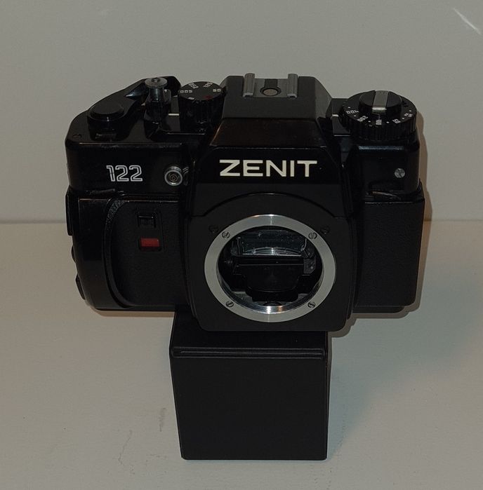 Zenit 122 + Helios 44M-4 58/2