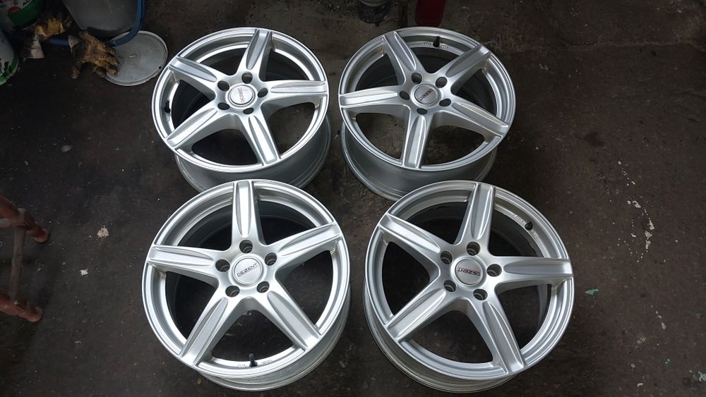 Alufelgi Dezent 5x114,3 7J17 ET48 Kia Hyundai Toyota Renault Nissan