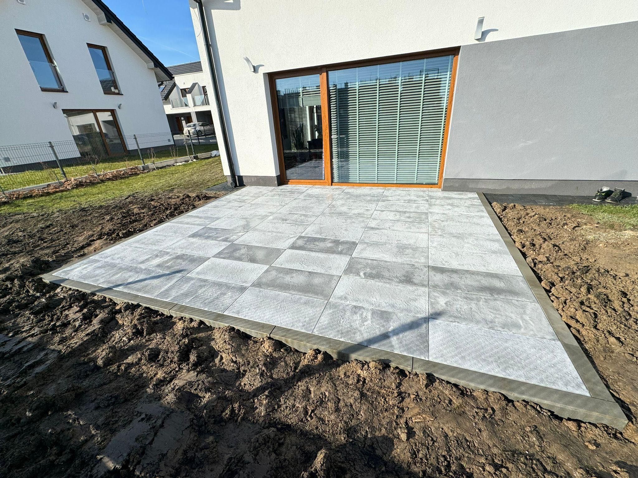 Układanie kostki brukowej, tarasów, podjazdów, schodów