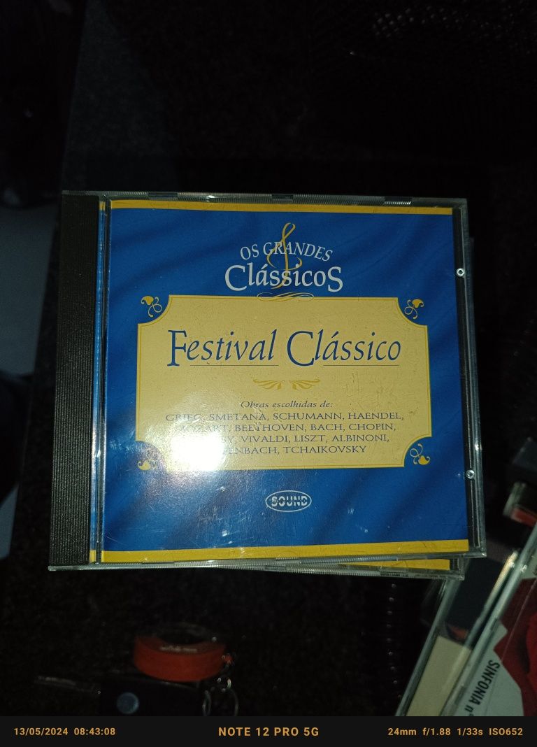 Coleção de CDs os grandes clássicos