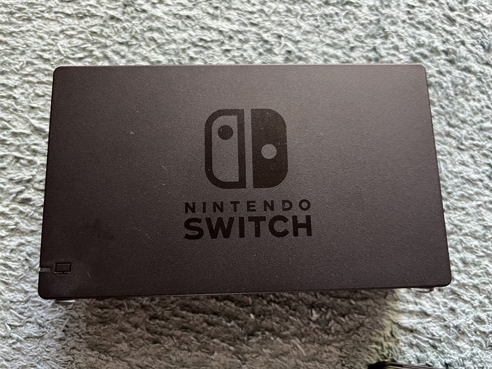 Nitendo switch V2 32GB