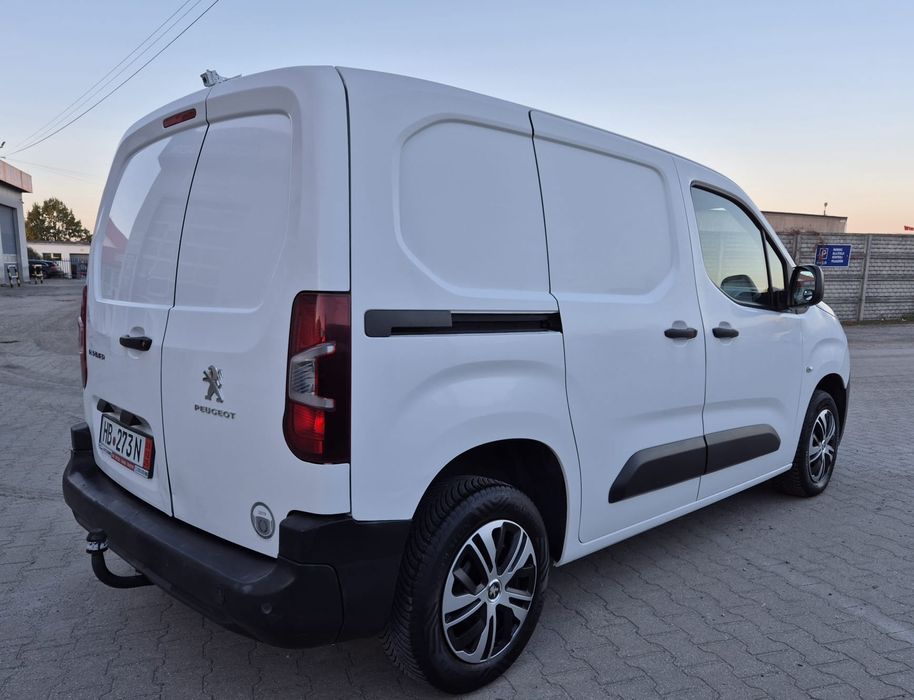 Peugeot Partner 1.5Hdi Klima Navi Kamera 3osobowy Serwisowany 2019 Rok