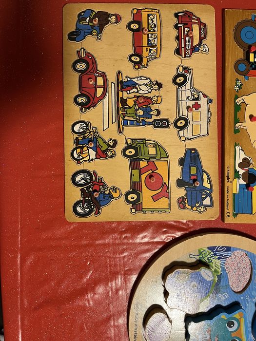 Conjunto de 3 puzzles de encaixar de madeira